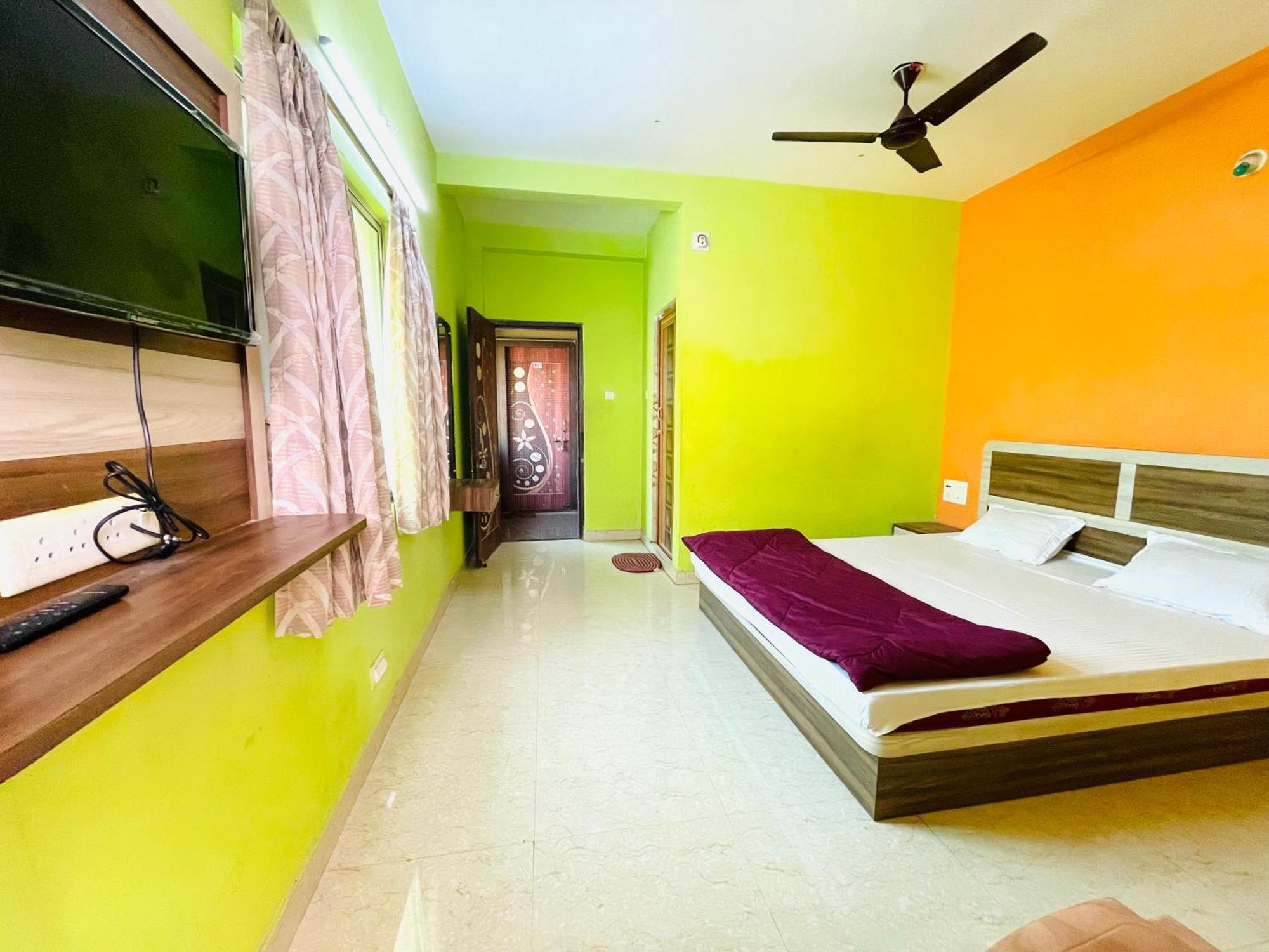Hotel Falcon House ! Puri - Shriyash Group Exterior foto